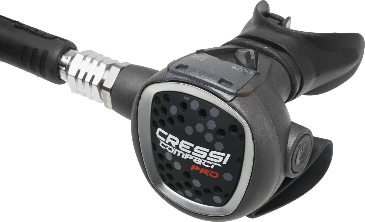 Erogatore Cressi Mc9 Compact Pro DIN